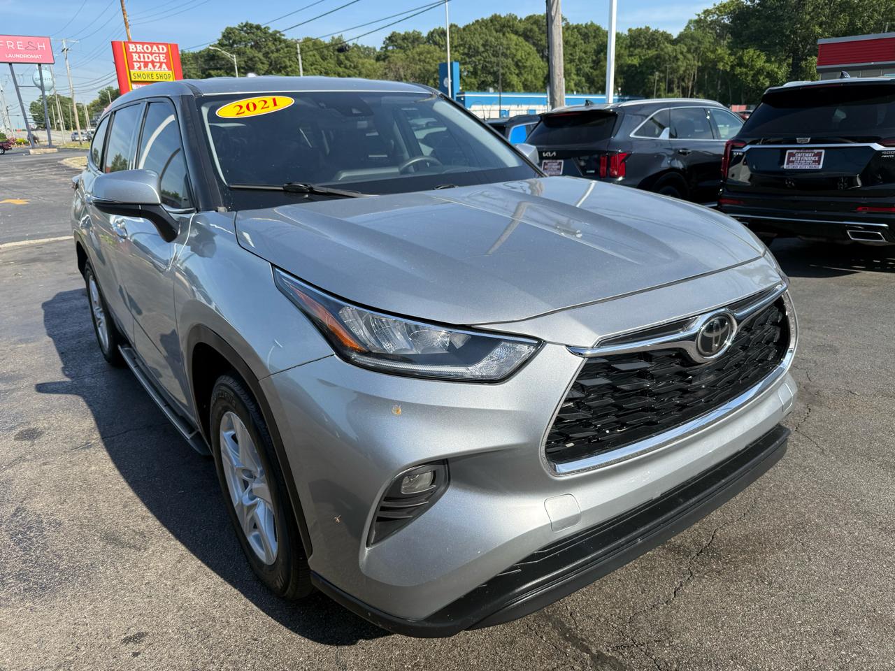 2021 Toyota Highlander L 4x2 V6's photo