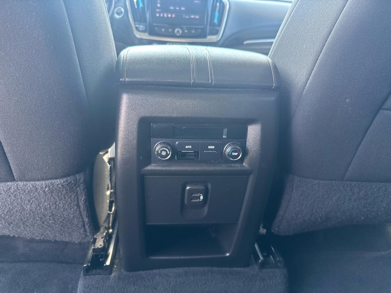 Chevrolet Traverse FWD 4dr LT Cloth w/1LT 2021