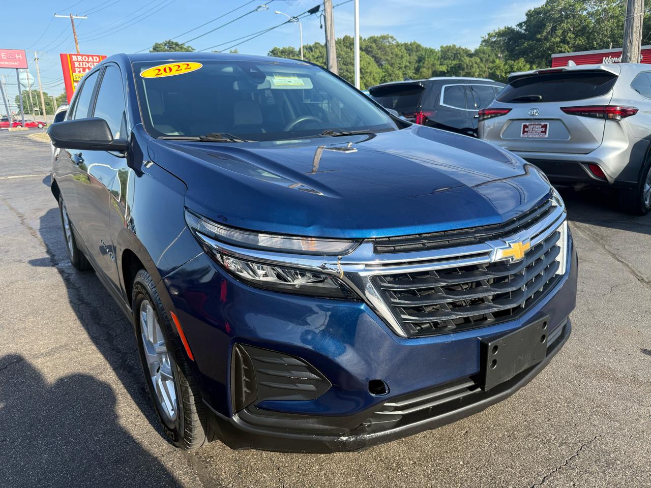 2022 Chevrolet Equinox AWD LS's photo