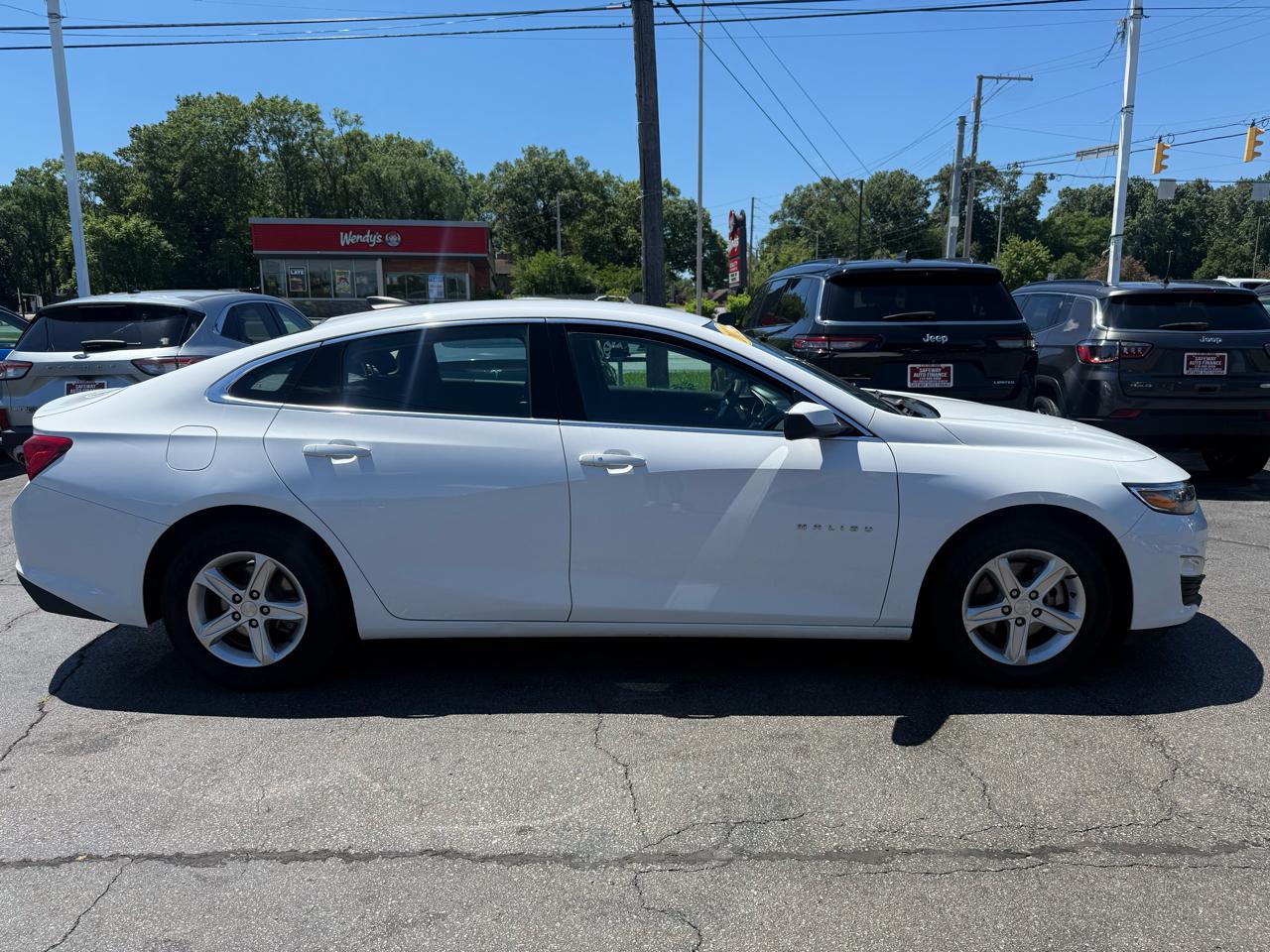 Chevrolet Malibu 4dr Sdn LS w/1FL 2022