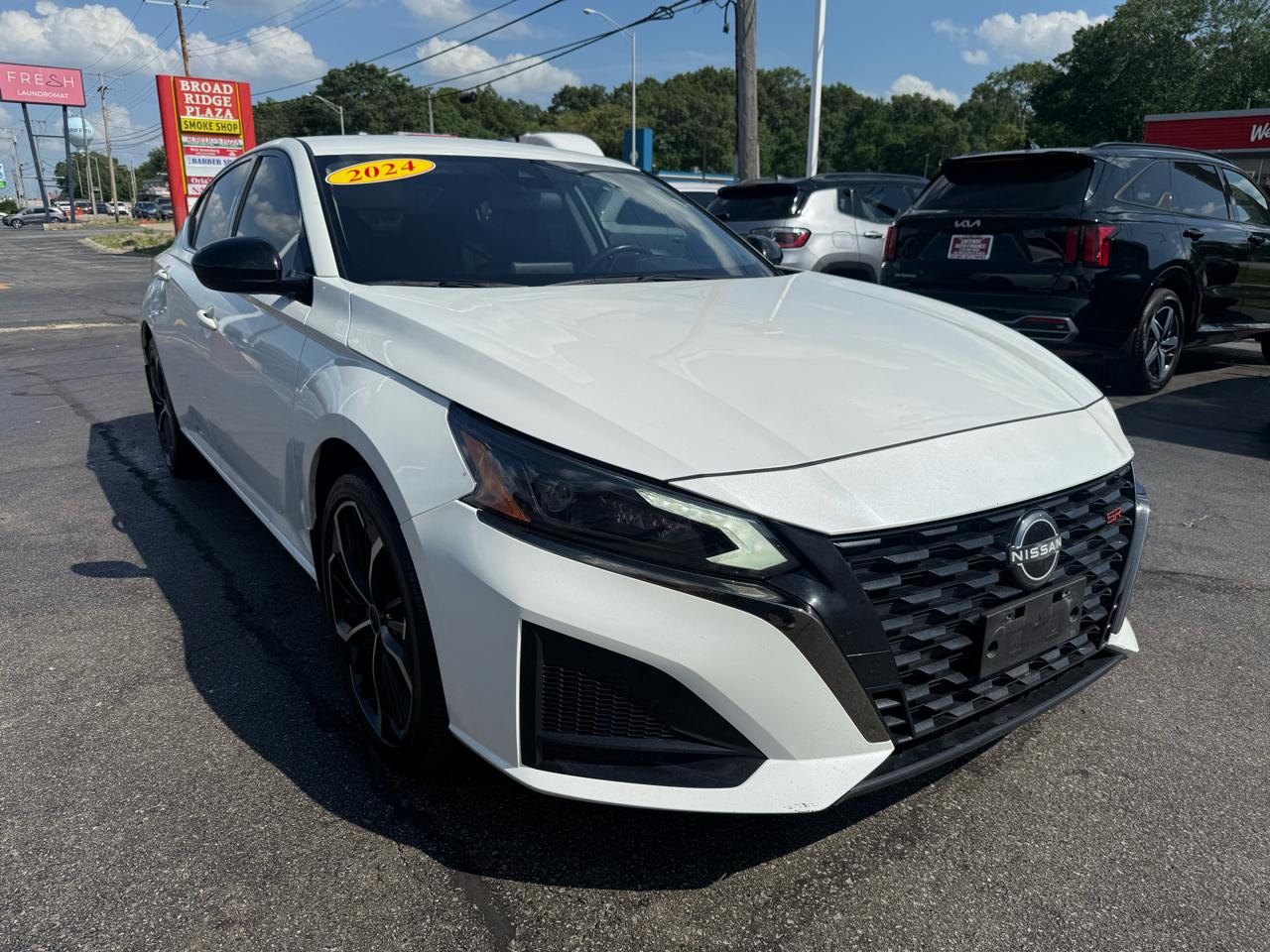 2024 Nissan Altima 2.5 SR Sedan