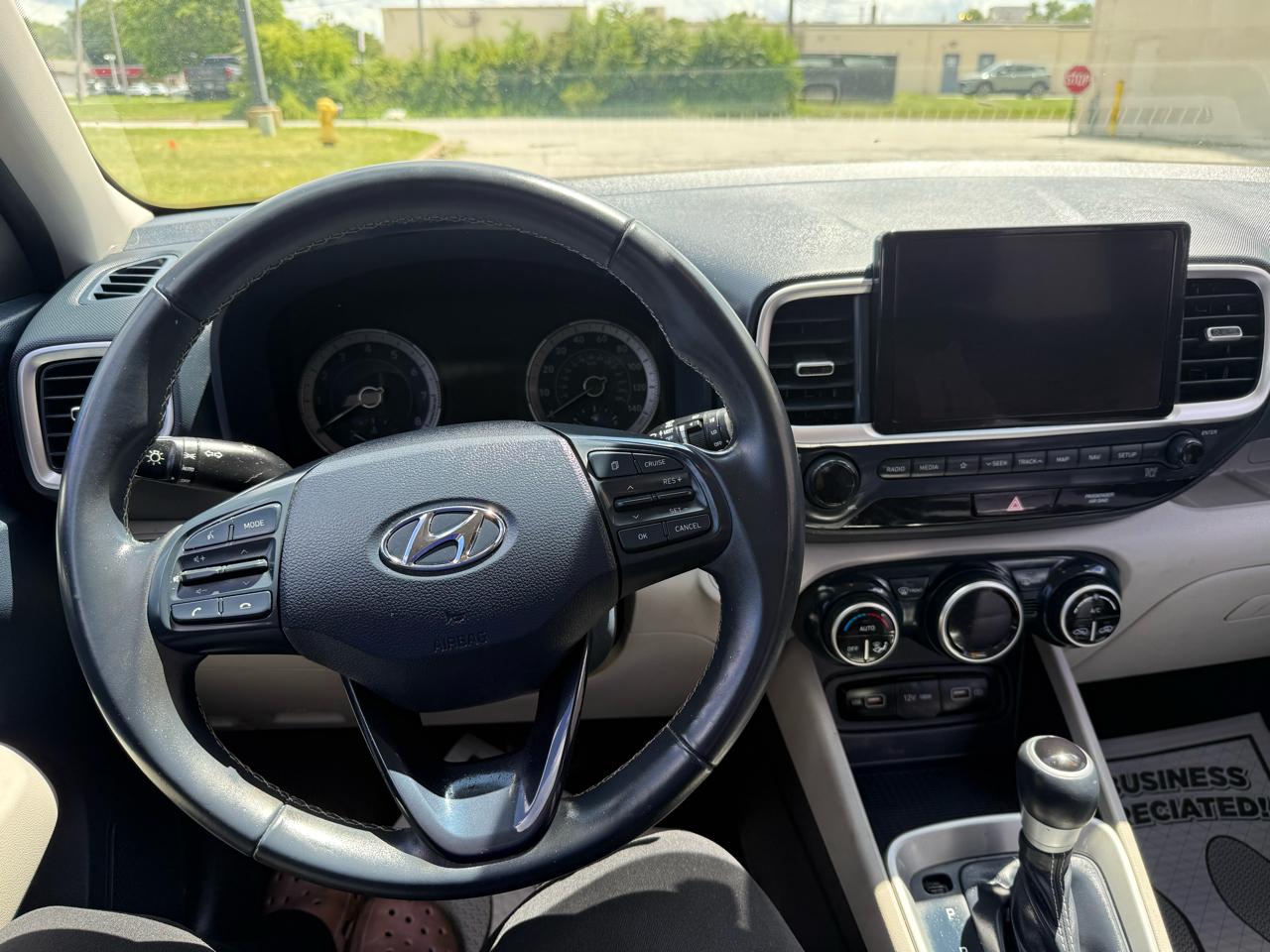 Hyundai Venue Limited IVT 2022