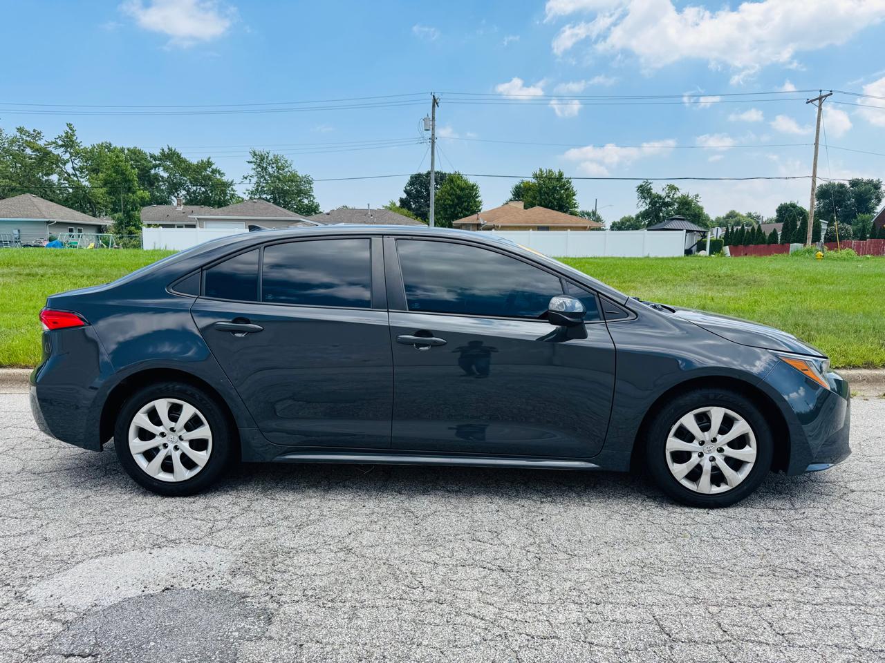 Toyota Corolla LE CVT (Natl) 2024
