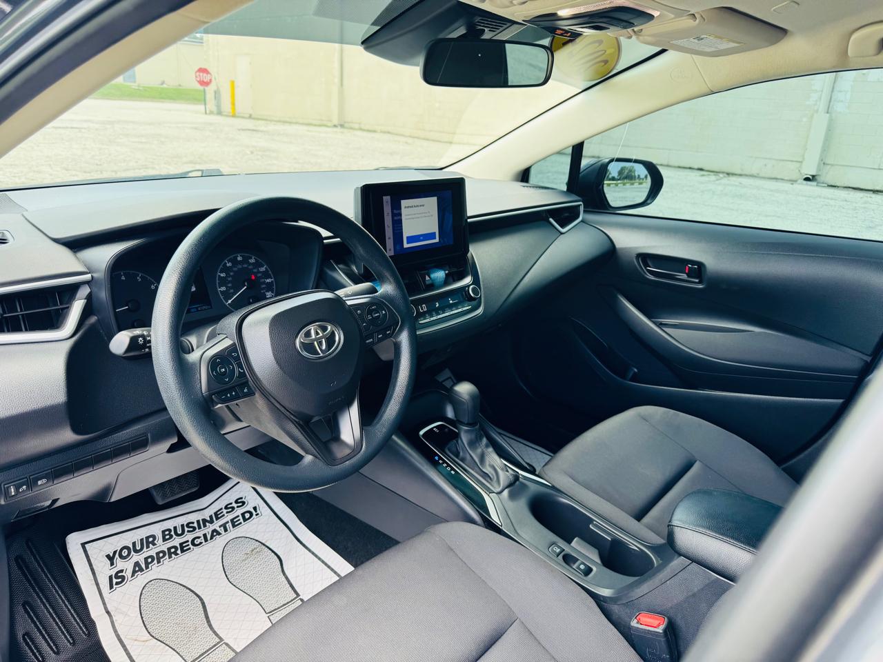 Toyota Corolla LE CVT (Natl) 2024
