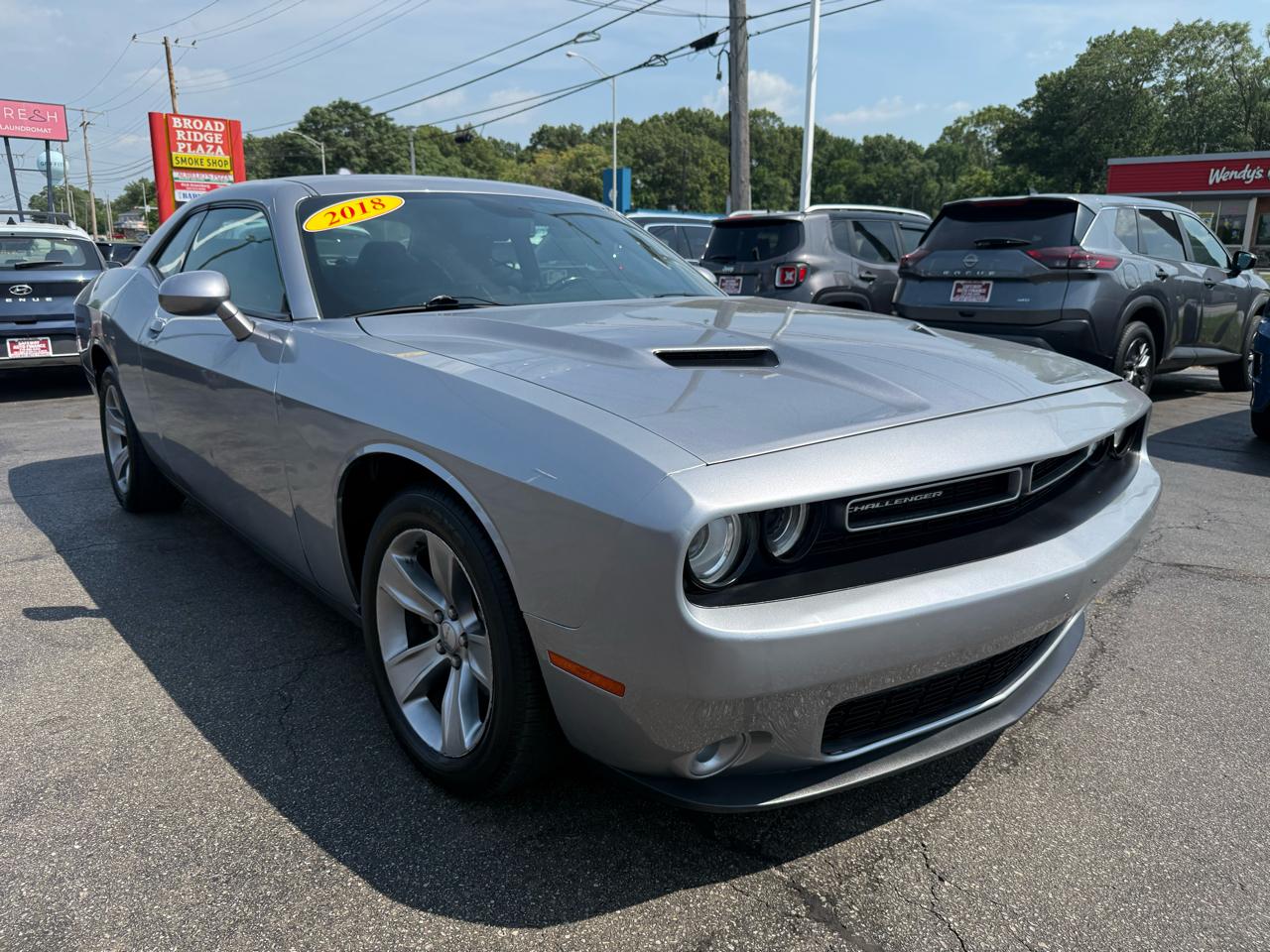 2018 Dodge Challenger SXT RWD