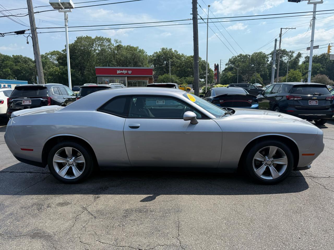 Dodge Challenger SXT RWD 2018