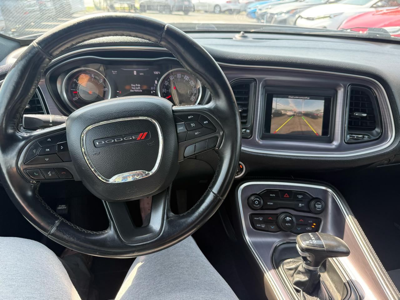 Dodge Challenger SXT RWD 2018