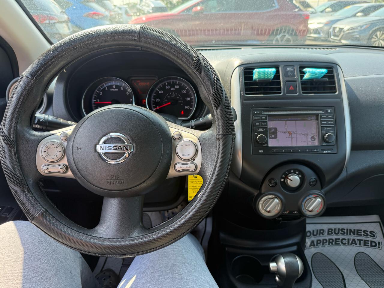 Nissan Versa 4dr Sdn CVT 1.6 SL 2012