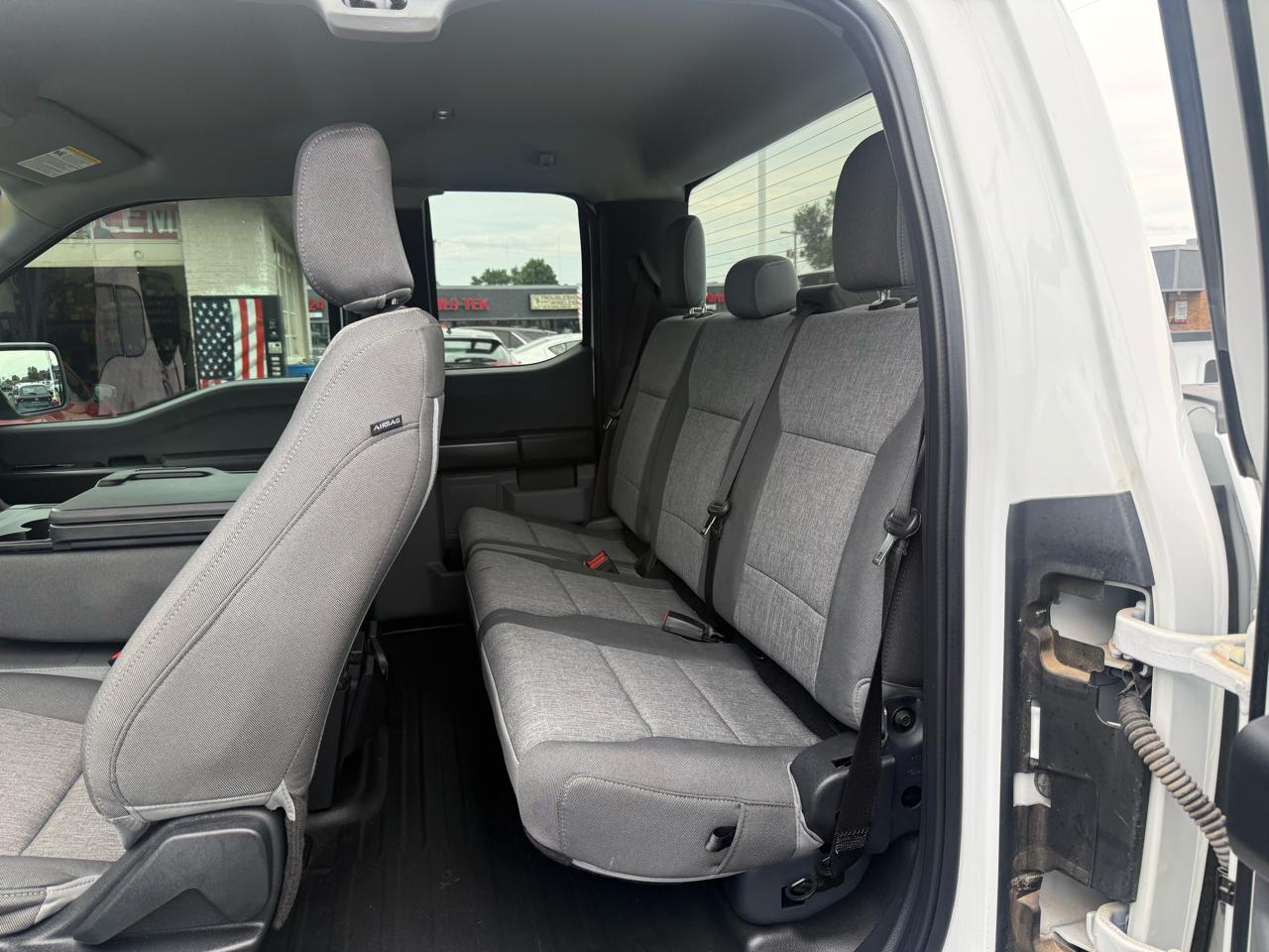 Ford F-150 XL 4WD SuperCab 6.5' Box 2024