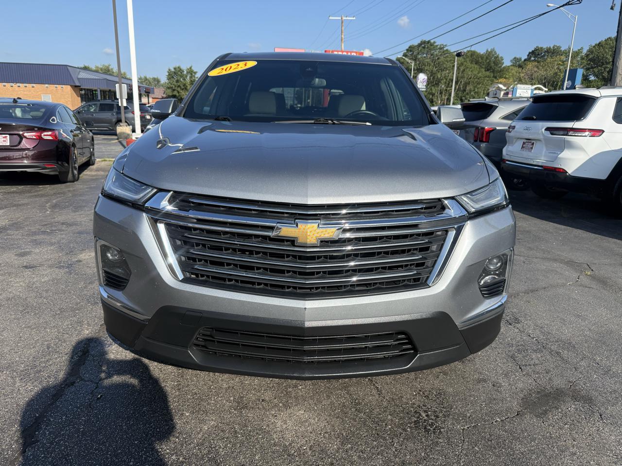 Chevrolet Traverse AWD 4dr LT Cloth w/1LT 2023