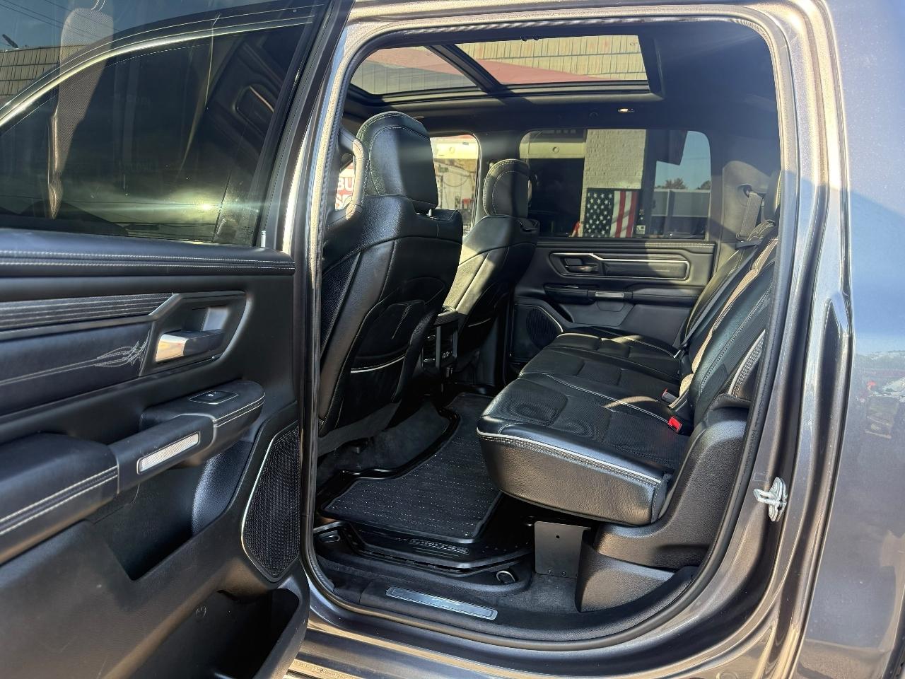 RAM 1500 Limited 4x4 Crew Cab 5'7" Box 2019