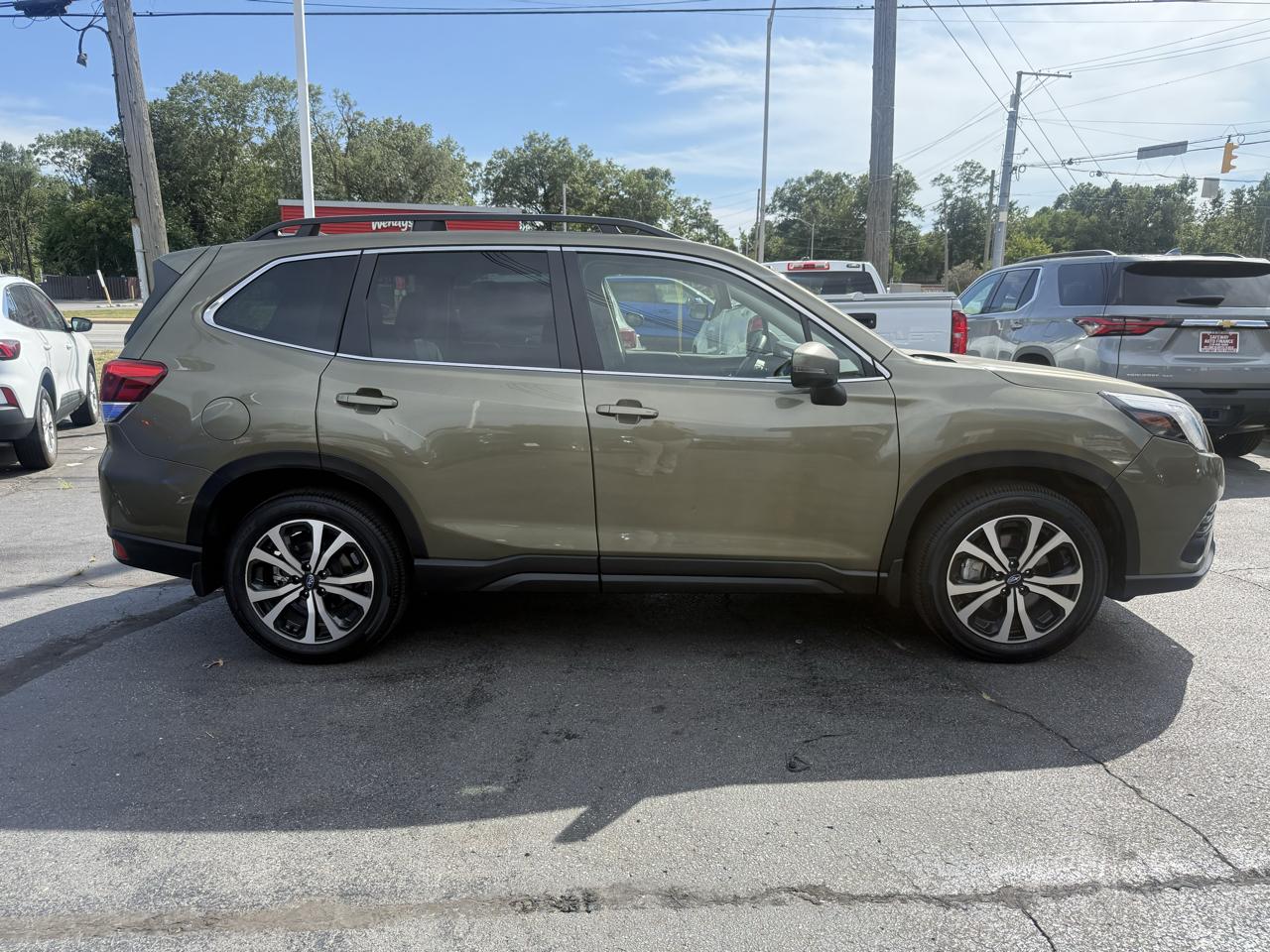 Subaru Forester Limited CVT 2023