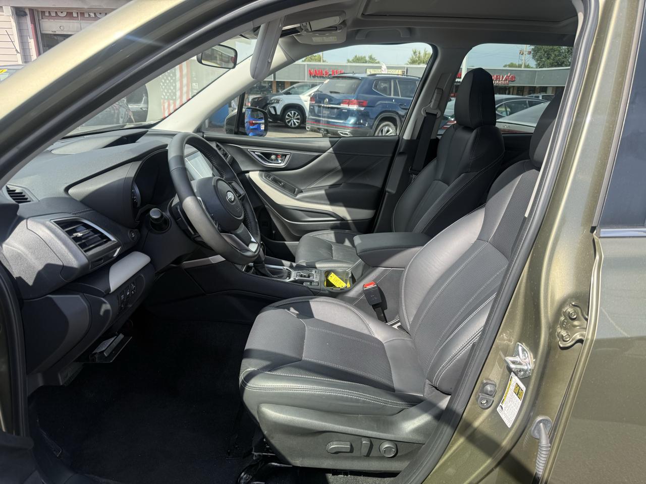 Subaru Forester Limited CVT 2023
