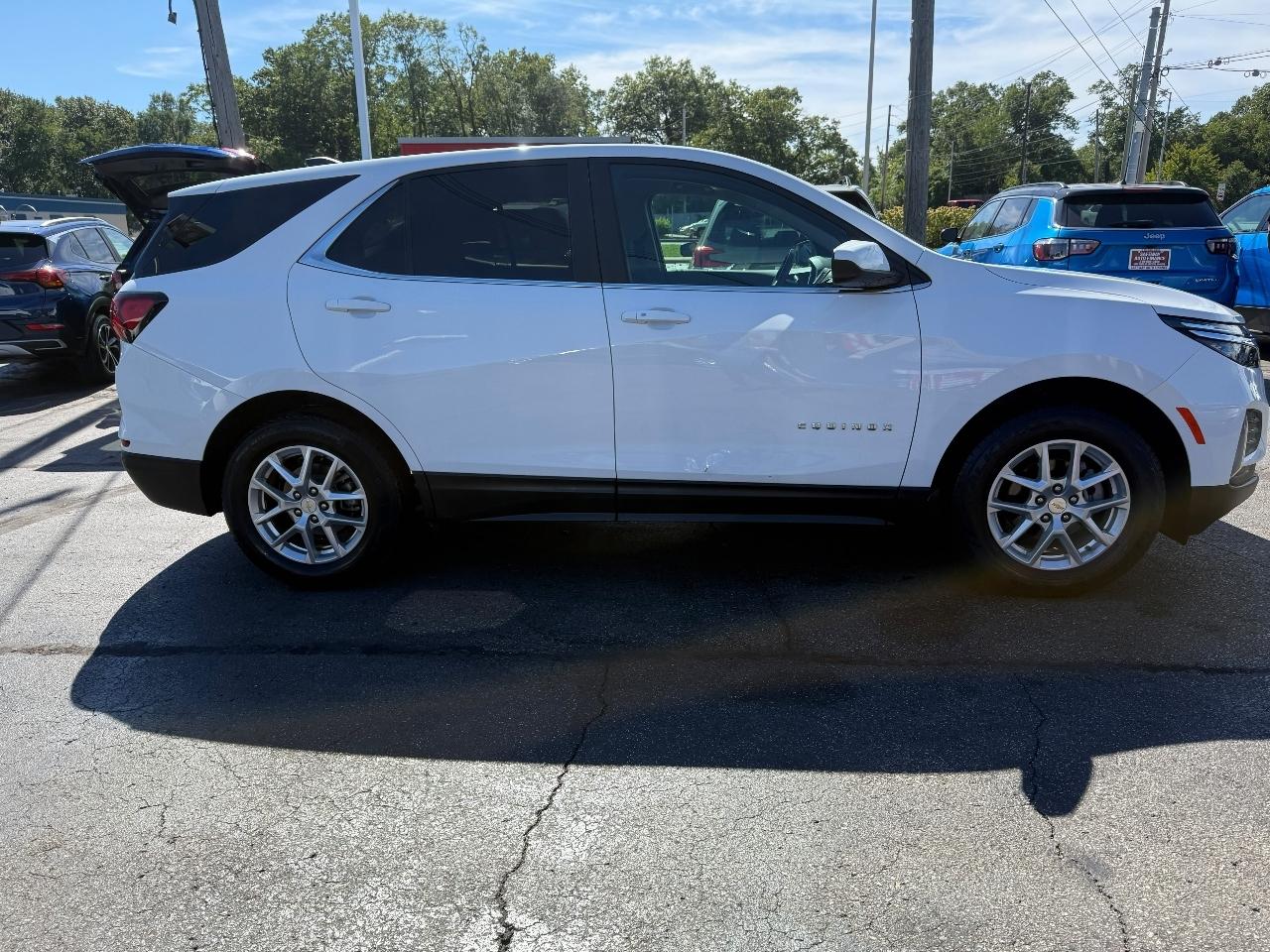 Chevrolet Equinox FWD 4dr LT w/1LT 2023