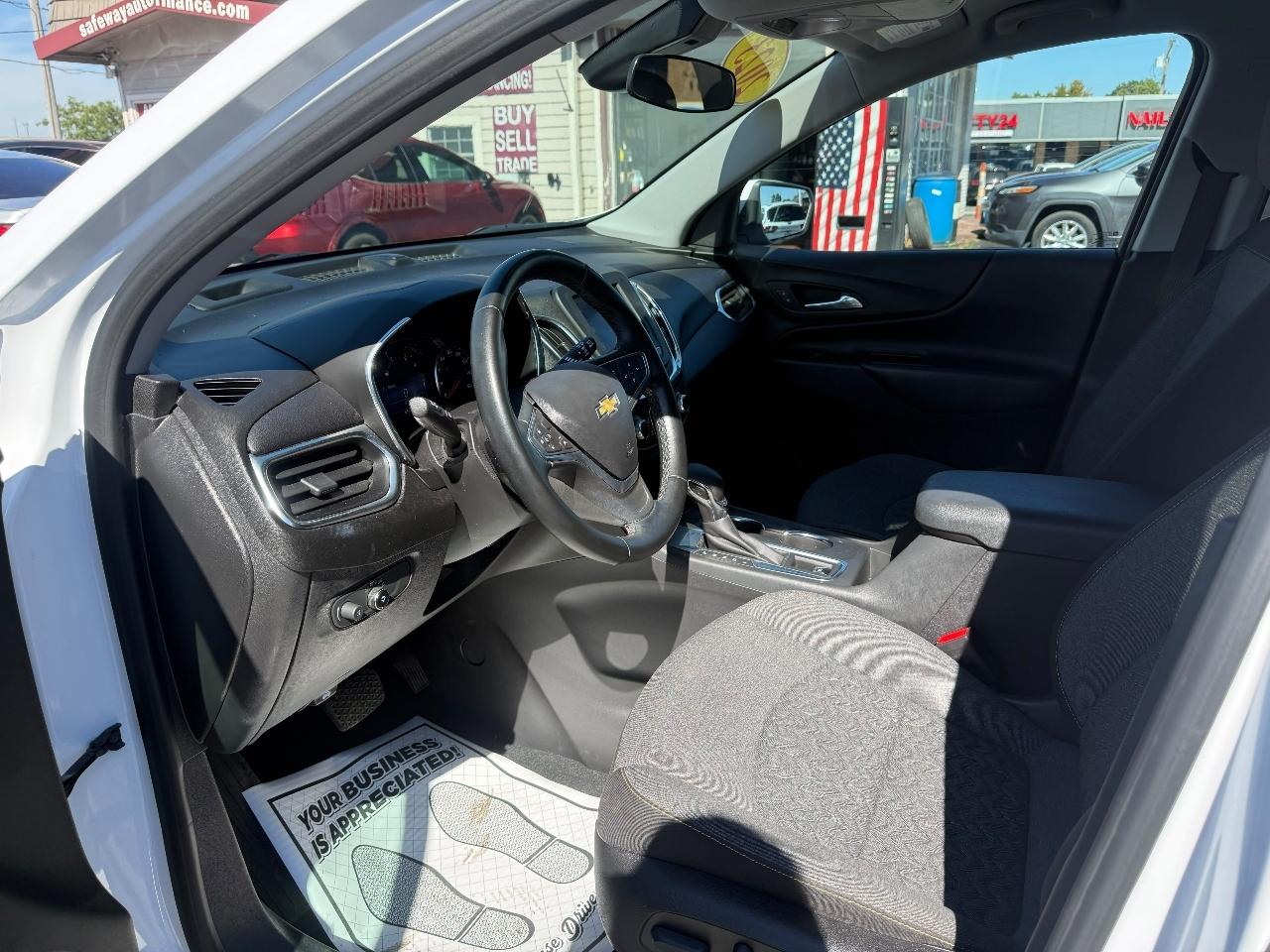 Chevrolet Equinox FWD 4dr LT w/1LT 2023