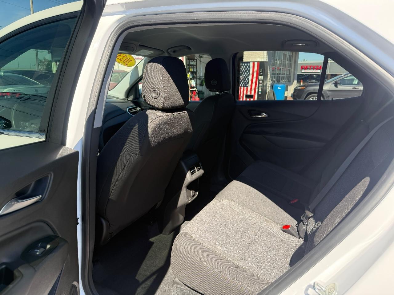 Chevrolet Equinox FWD 4dr LT w/1LT 2023