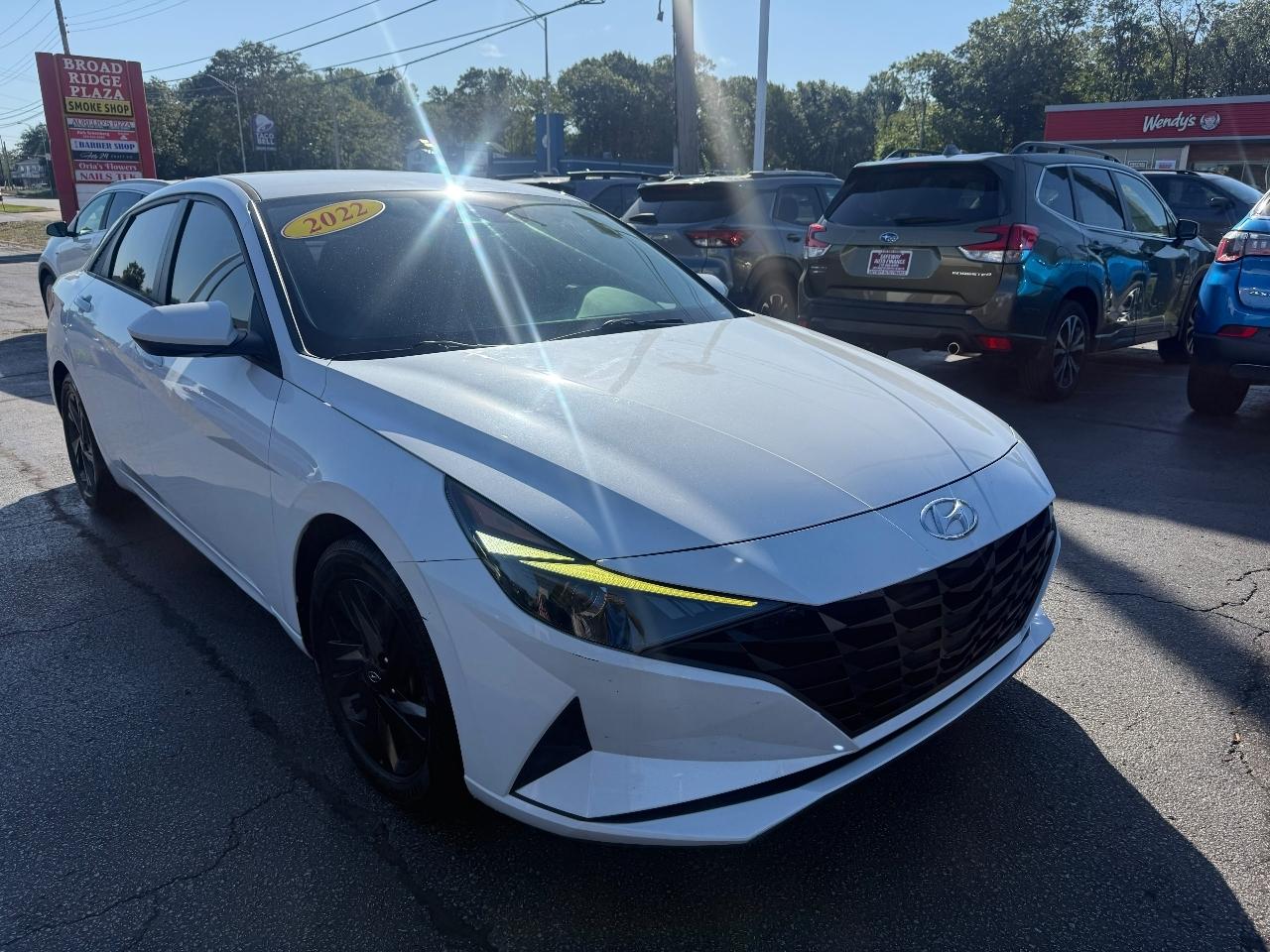 2022 Hyundai Elantra SEL IVT