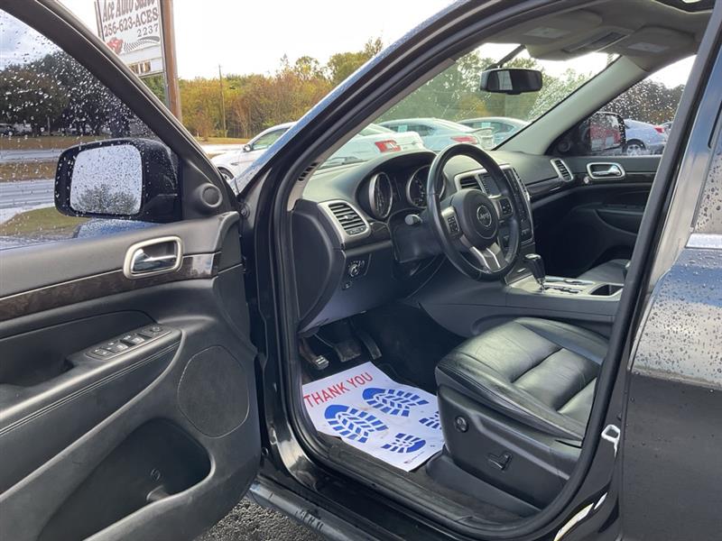 Jeep Grand Cherokee Laredo 4WD 2013