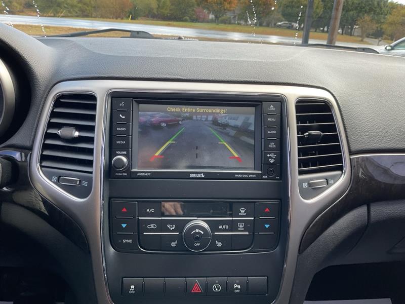 Jeep Grand Cherokee Laredo 4WD 2013