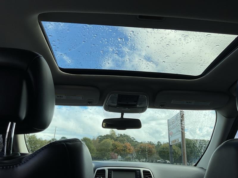 Jeep Grand Cherokee Laredo 4WD 2013