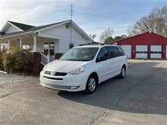 2004 Toyota Sienna 