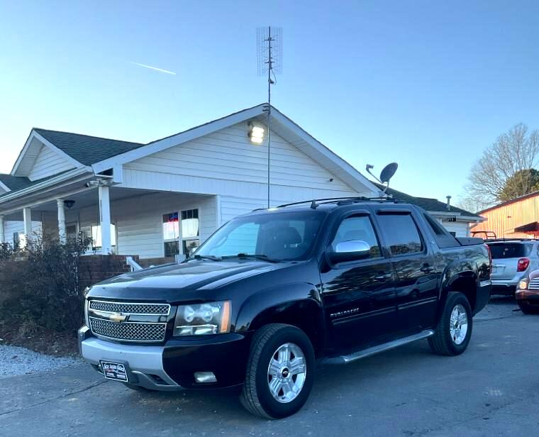 2011 Chevrolet Avalanche LT 4WD