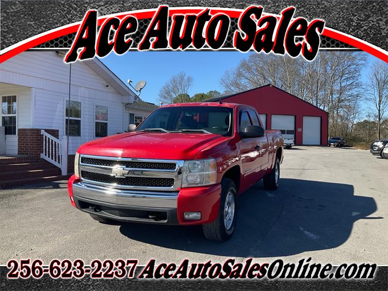 2007 Chevrolet Silverado 1500 Work Truck Ext. Cab 4WD