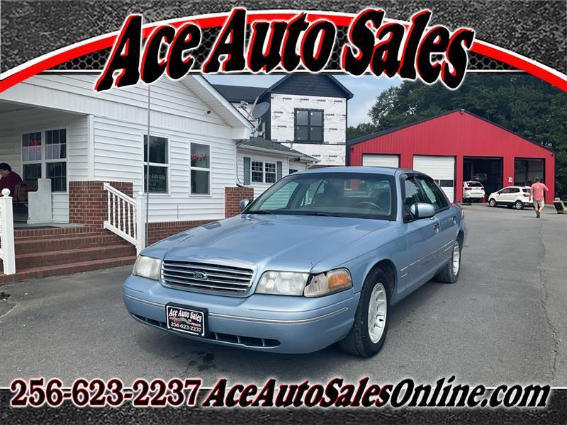 1999 Ford Crown Victoria Base