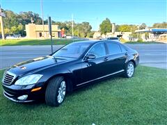 2009 Mercedes-Benz S-Class  2009 Mercedes-Benz S-Class