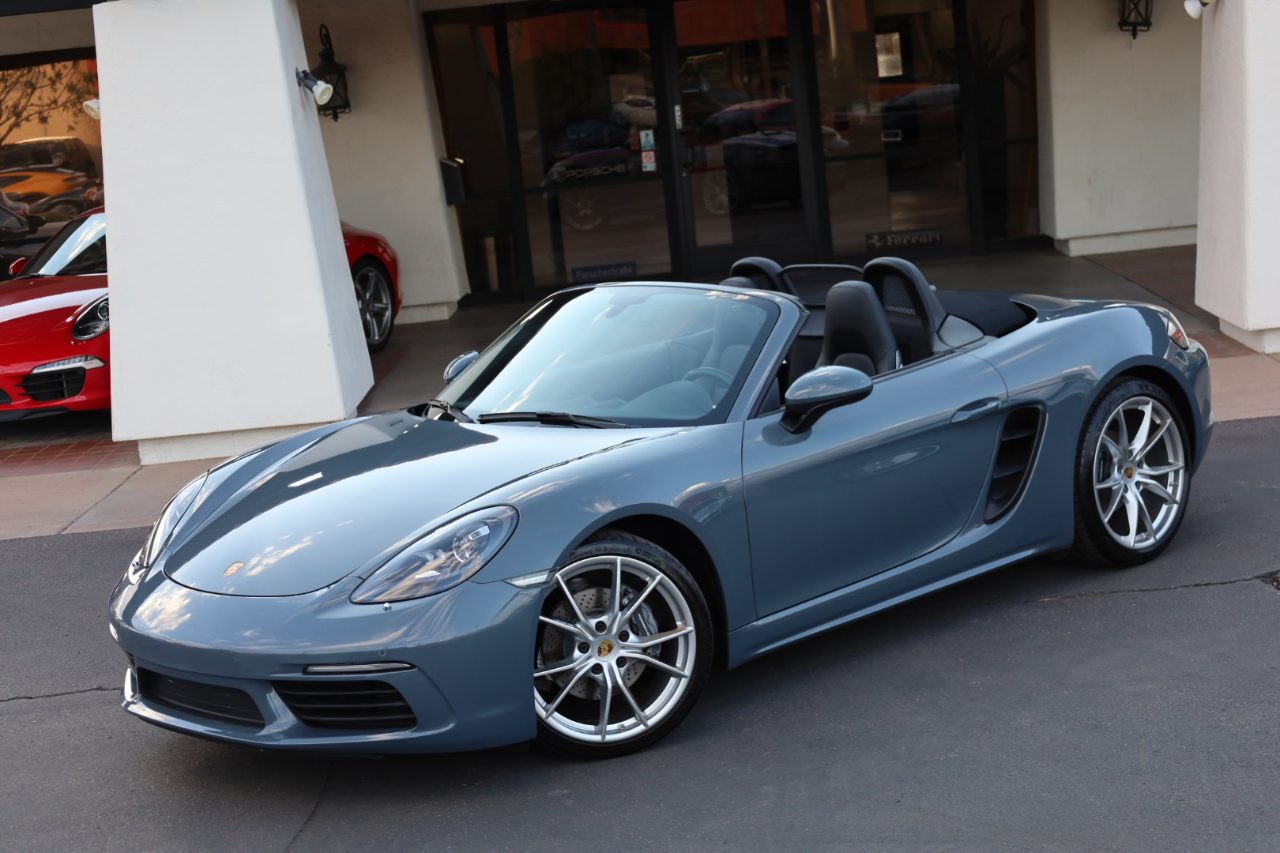 2017 Porsche Boxster Base photo 3