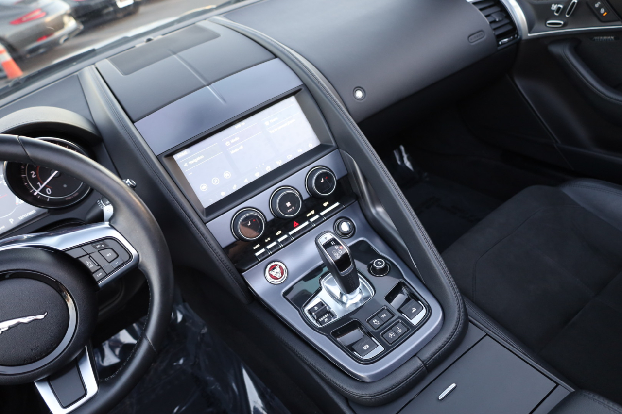 Jaguar F-Type P300 Convertible 2020