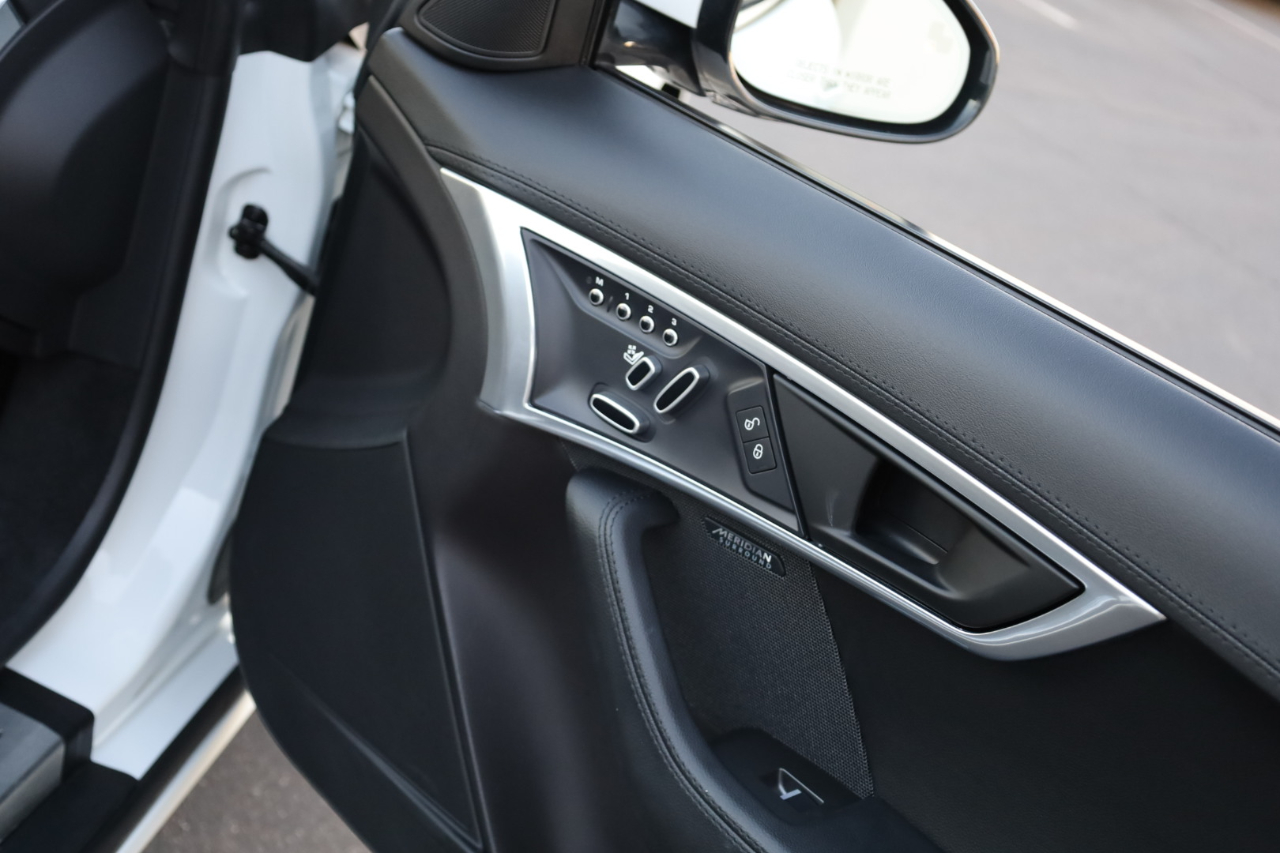 Jaguar F-Type P300 Convertible 2020