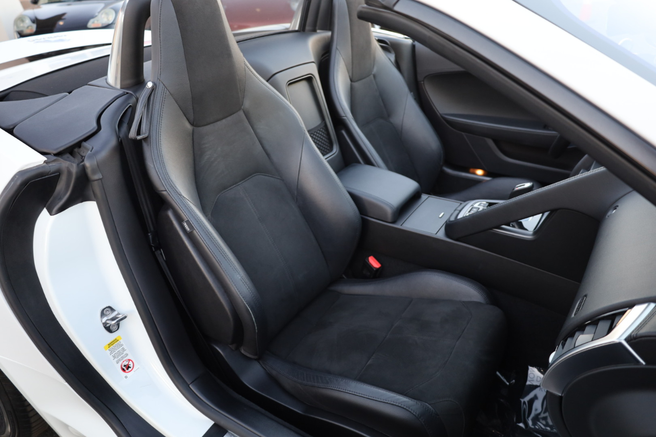 Jaguar F-Type P300 Convertible 2020