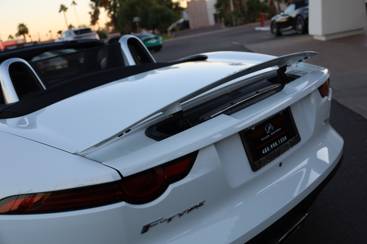 Jaguar F-Type P300 Convertible 2020