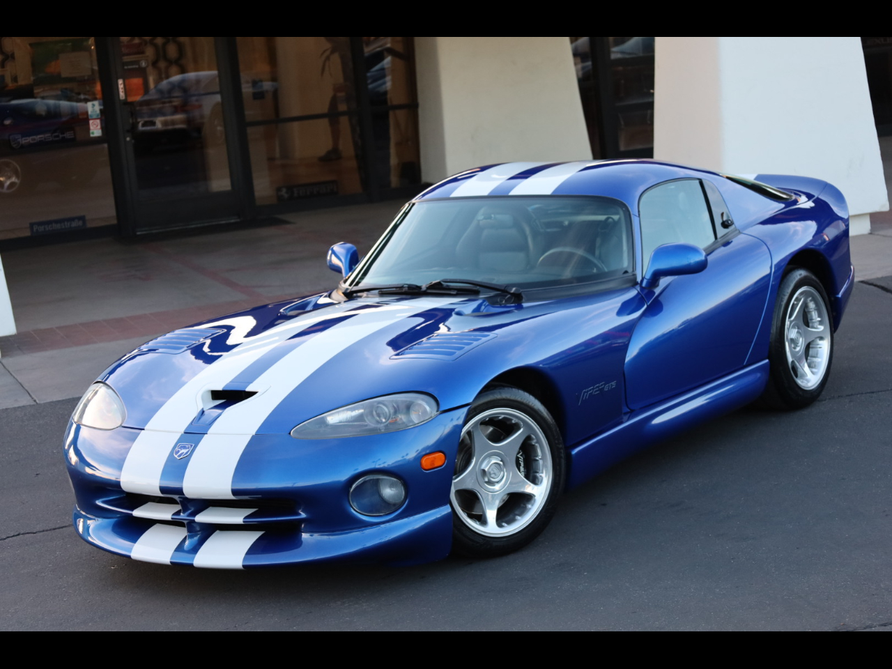 1997 Dodge Viper GTS