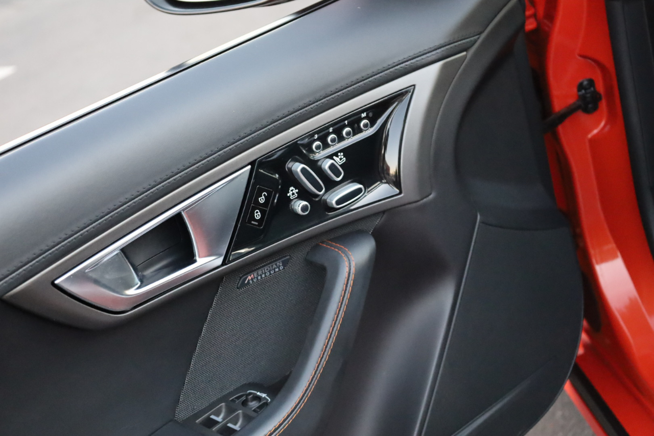 Jaguar F-Type S 2014