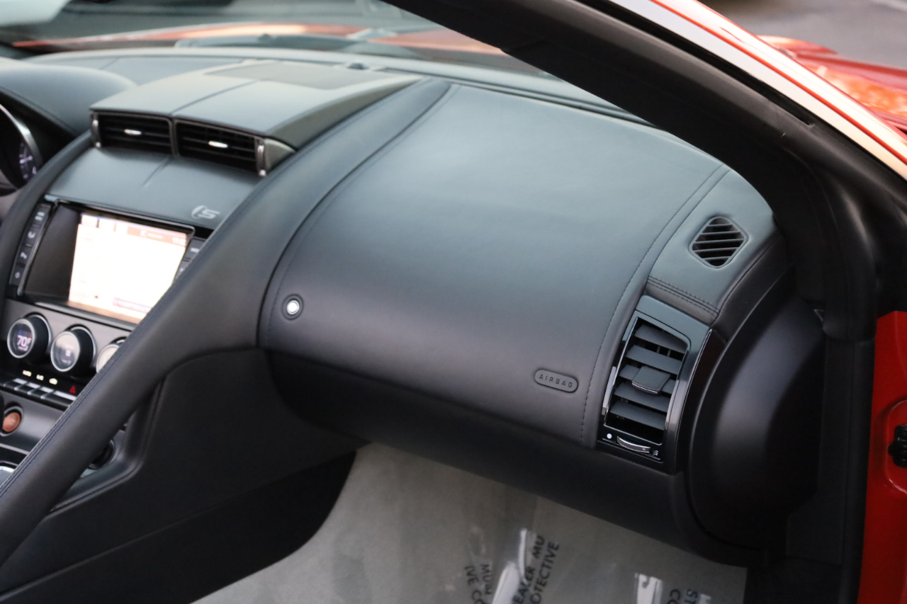 Jaguar F-Type S 2014