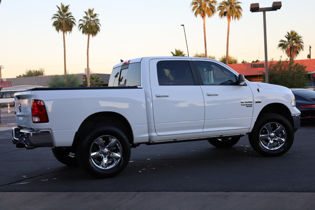 RAM 1500 Classic Big Horn 4x2 Crew Cab 5'7" Box 2019