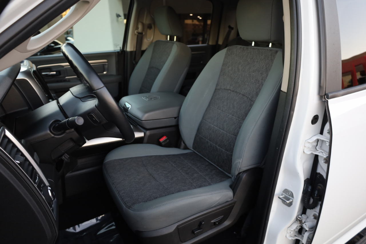 RAM 1500 Classic Big Horn 4x2 Crew Cab 5'7" Box 2019