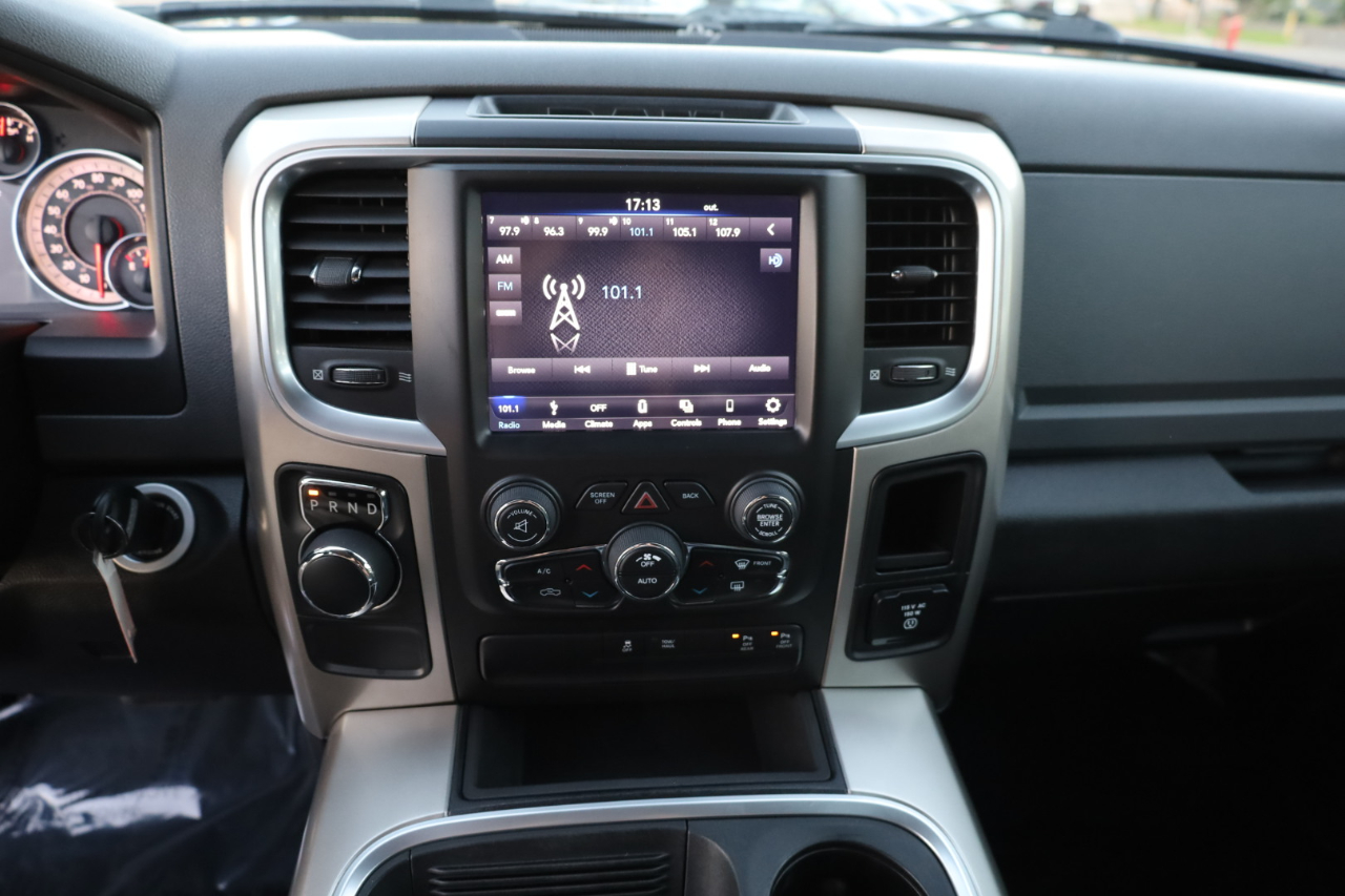 RAM 1500 Classic Big Horn 4x2 Crew Cab 5'7" Box 2019