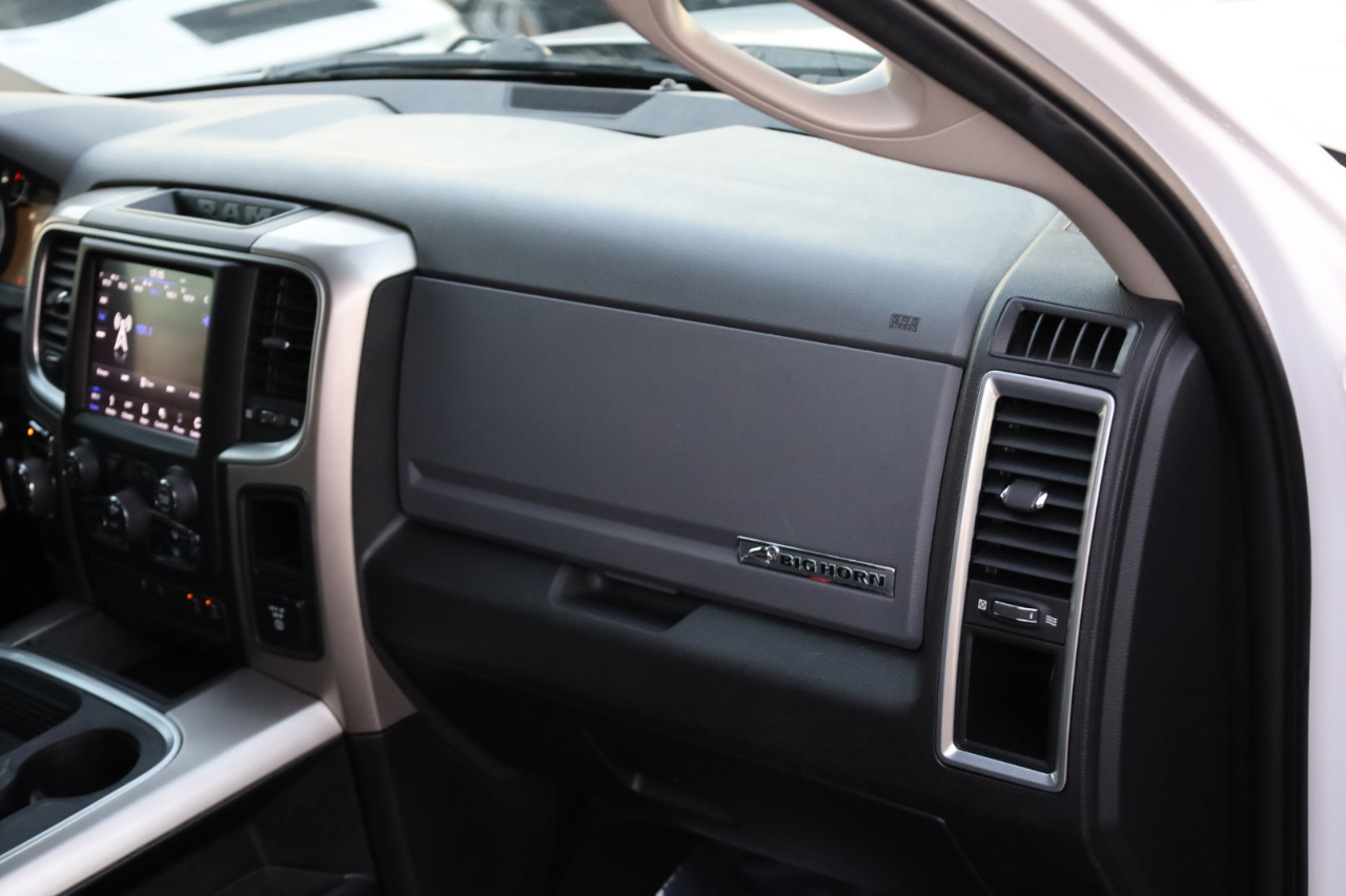 RAM 1500 Classic Big Horn 4x2 Crew Cab 5'7" Box 2019