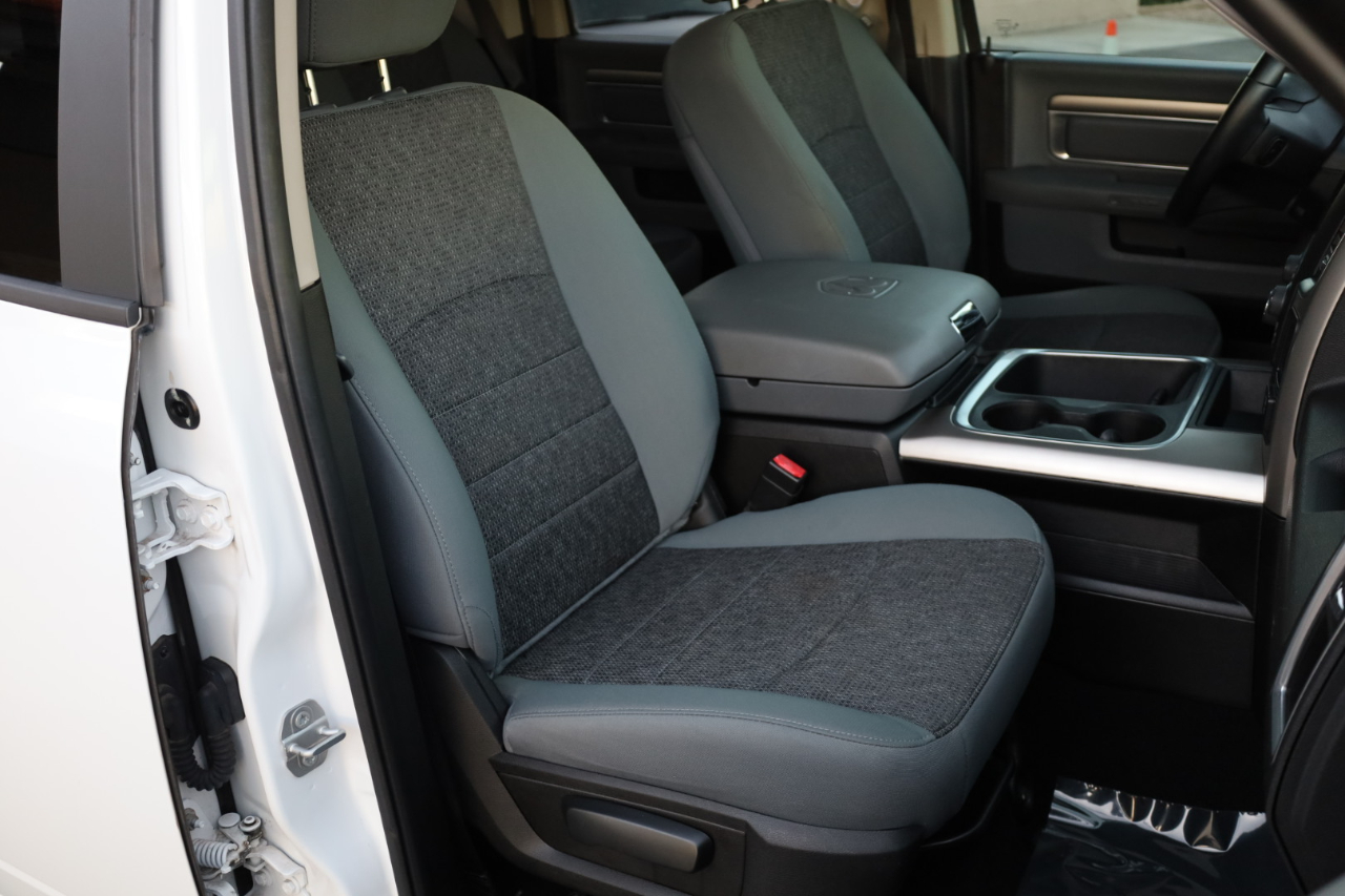 RAM 1500 Classic Big Horn 4x2 Crew Cab 5'7" Box 2019