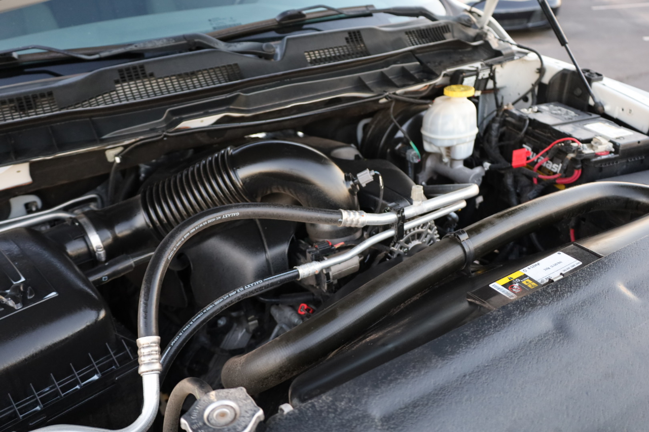 RAM 1500 Classic Big Horn 4x2 Crew Cab 5'7" Box 2019