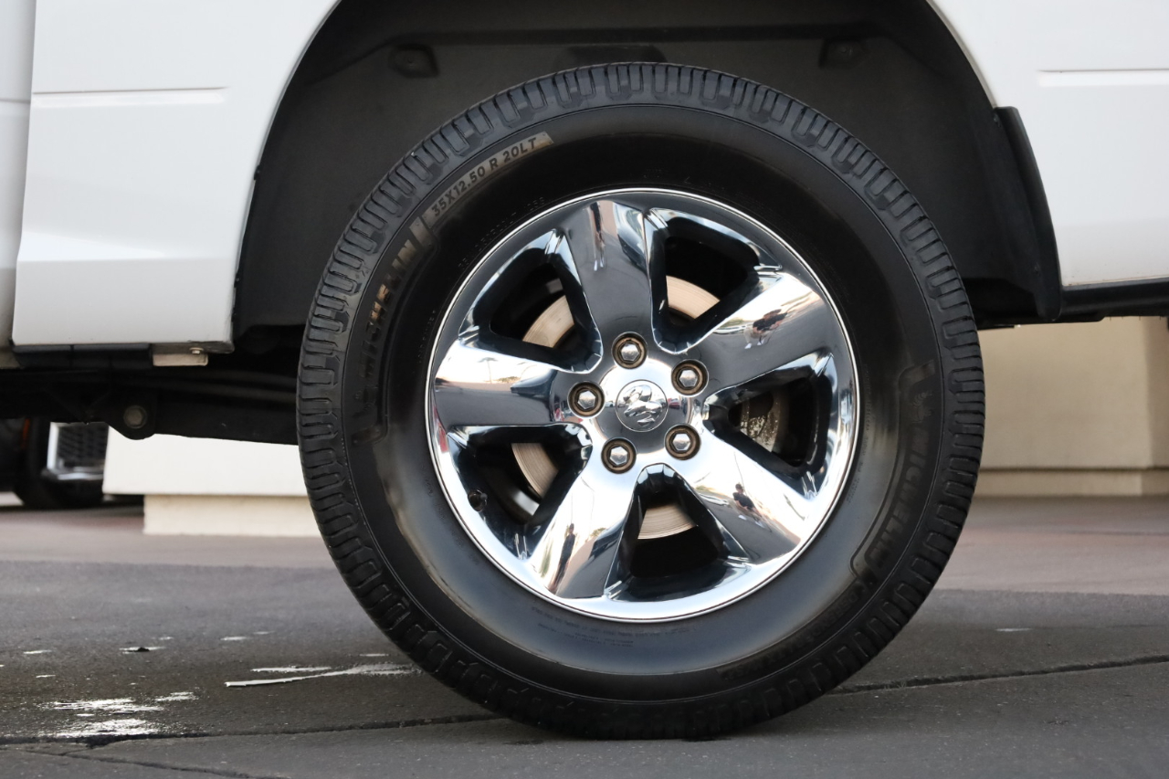 RAM 1500 Classic Big Horn 4x2 Crew Cab 5'7" Box 2019