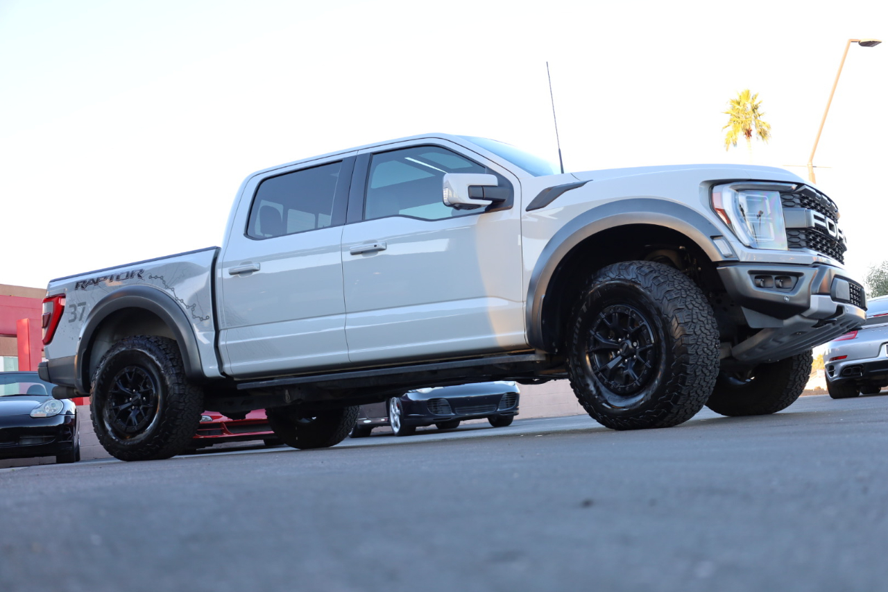 Ford F-150 Raptor SuperCrew 4WD 2023