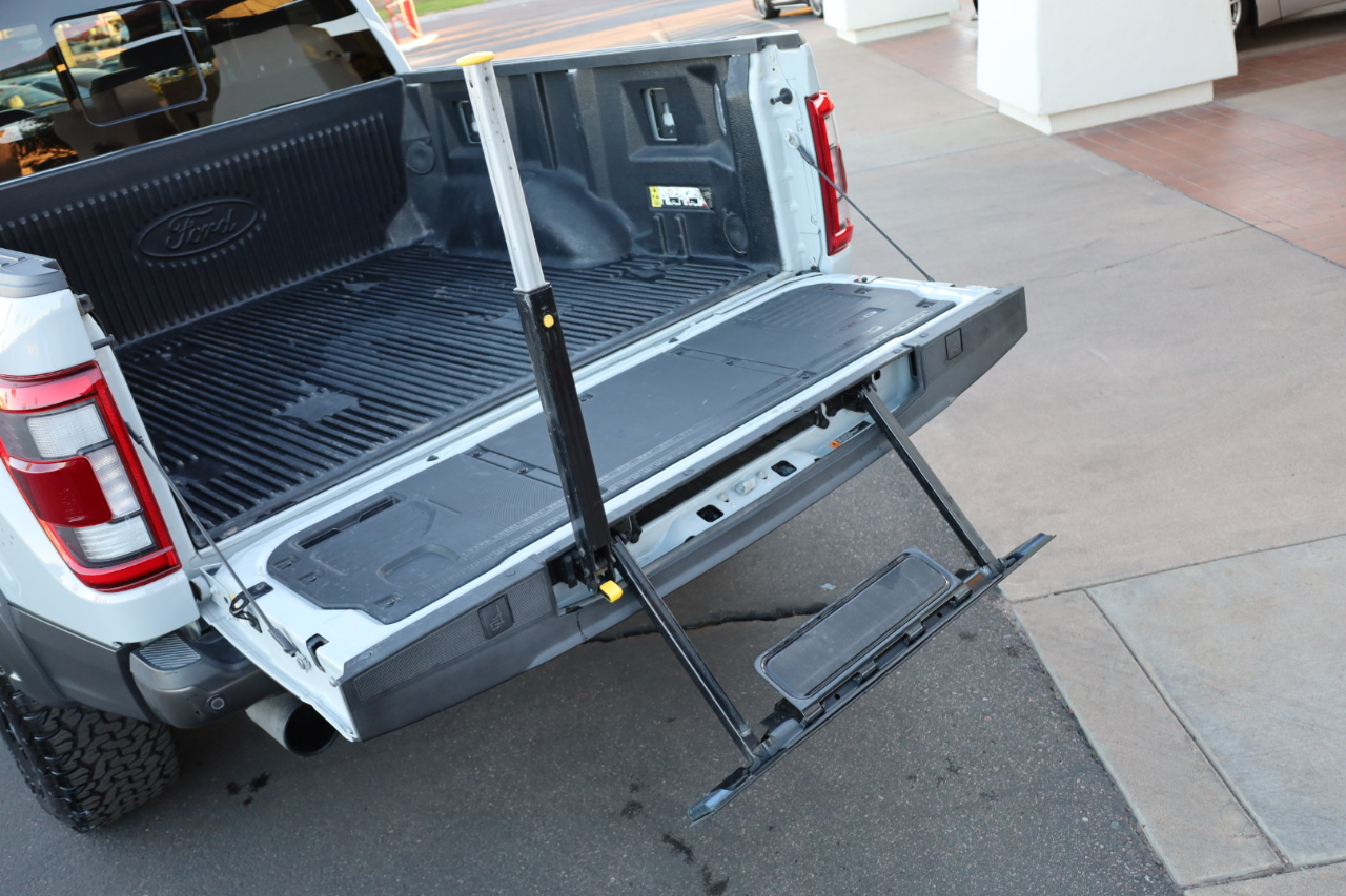 Ford F-150 Raptor SuperCrew 4WD 2023