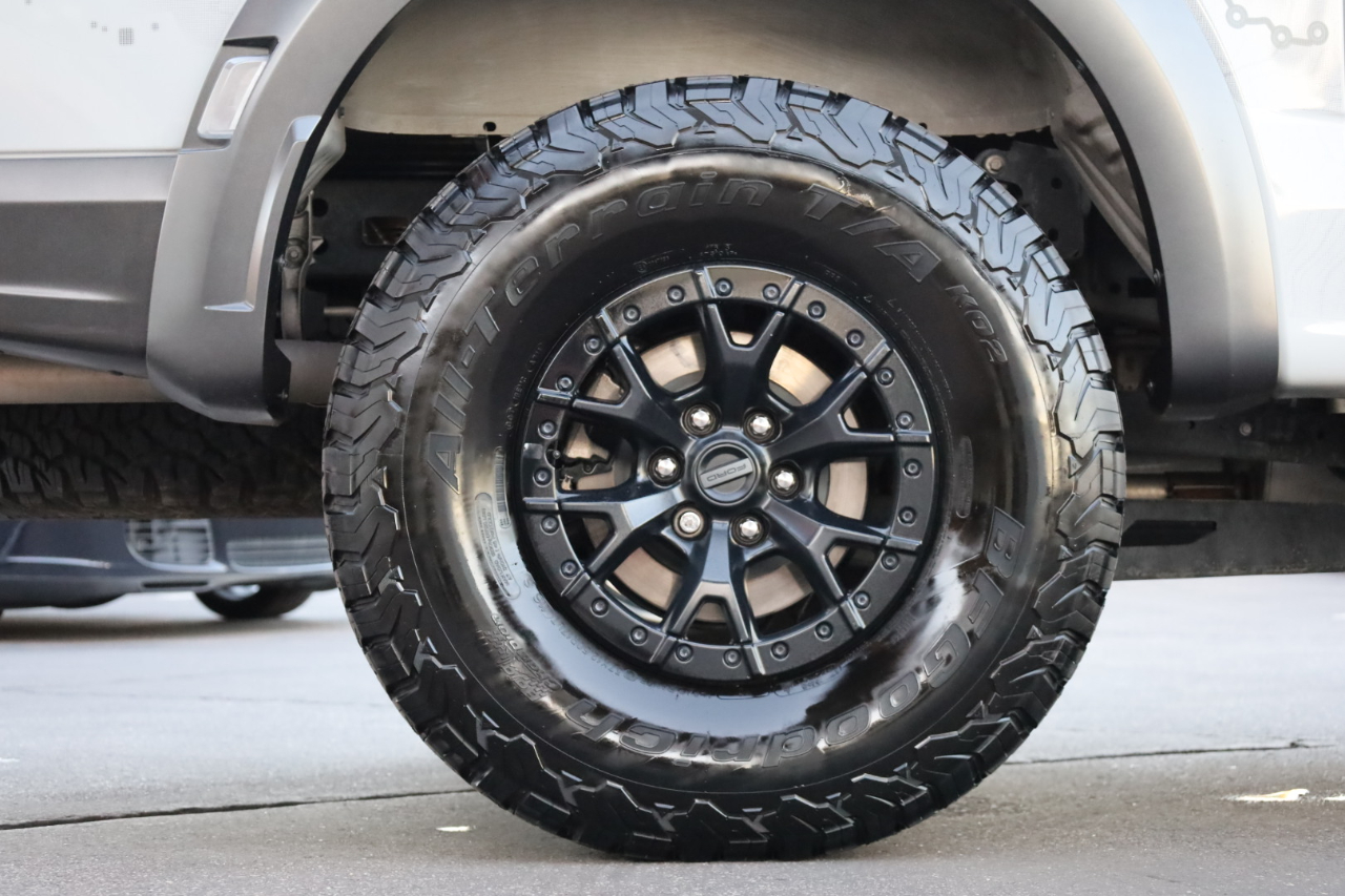 Ford F-150 Raptor SuperCrew 4WD 2023