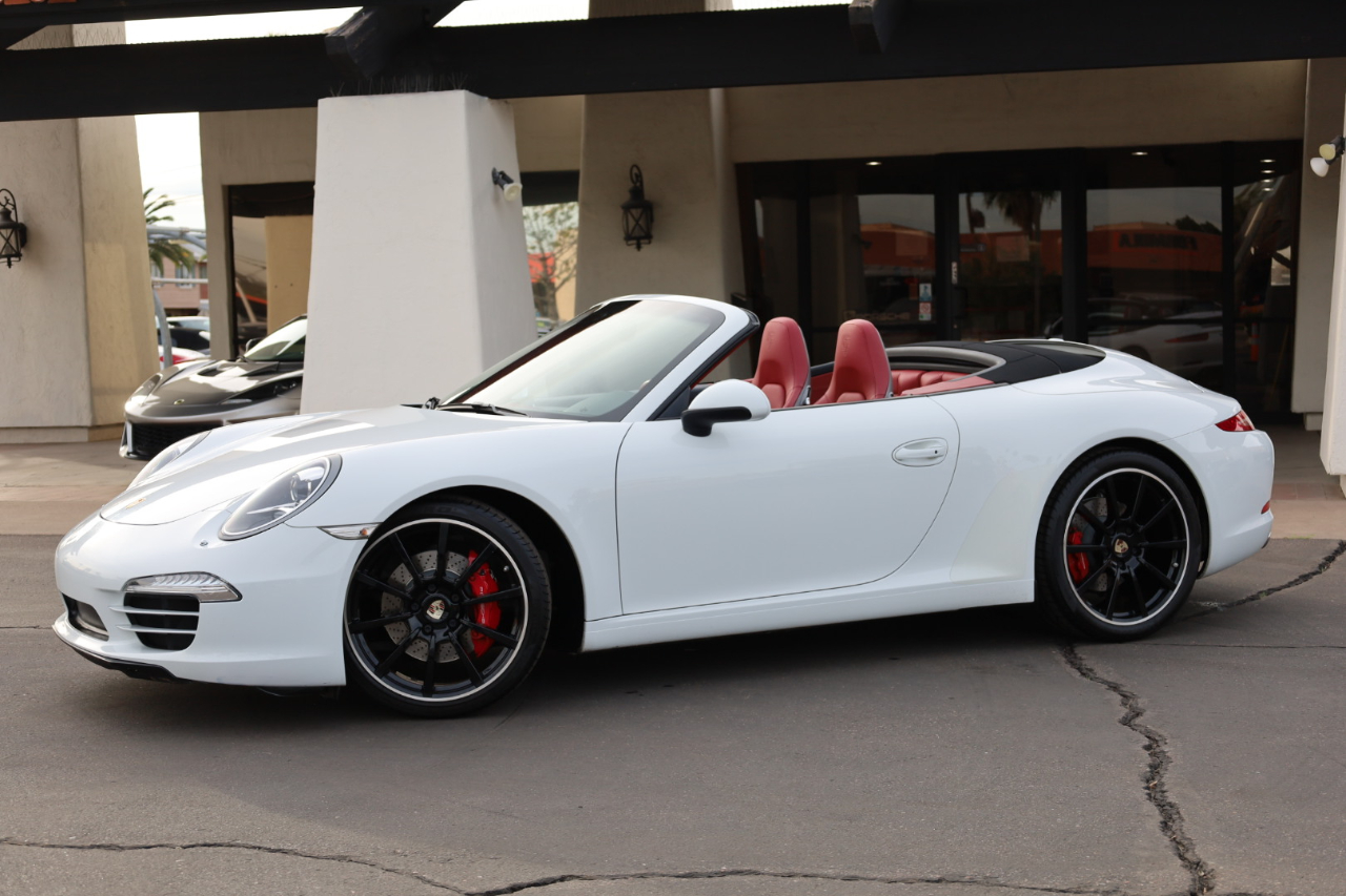 Porsche 911 Carrera S Cabriolet 2013