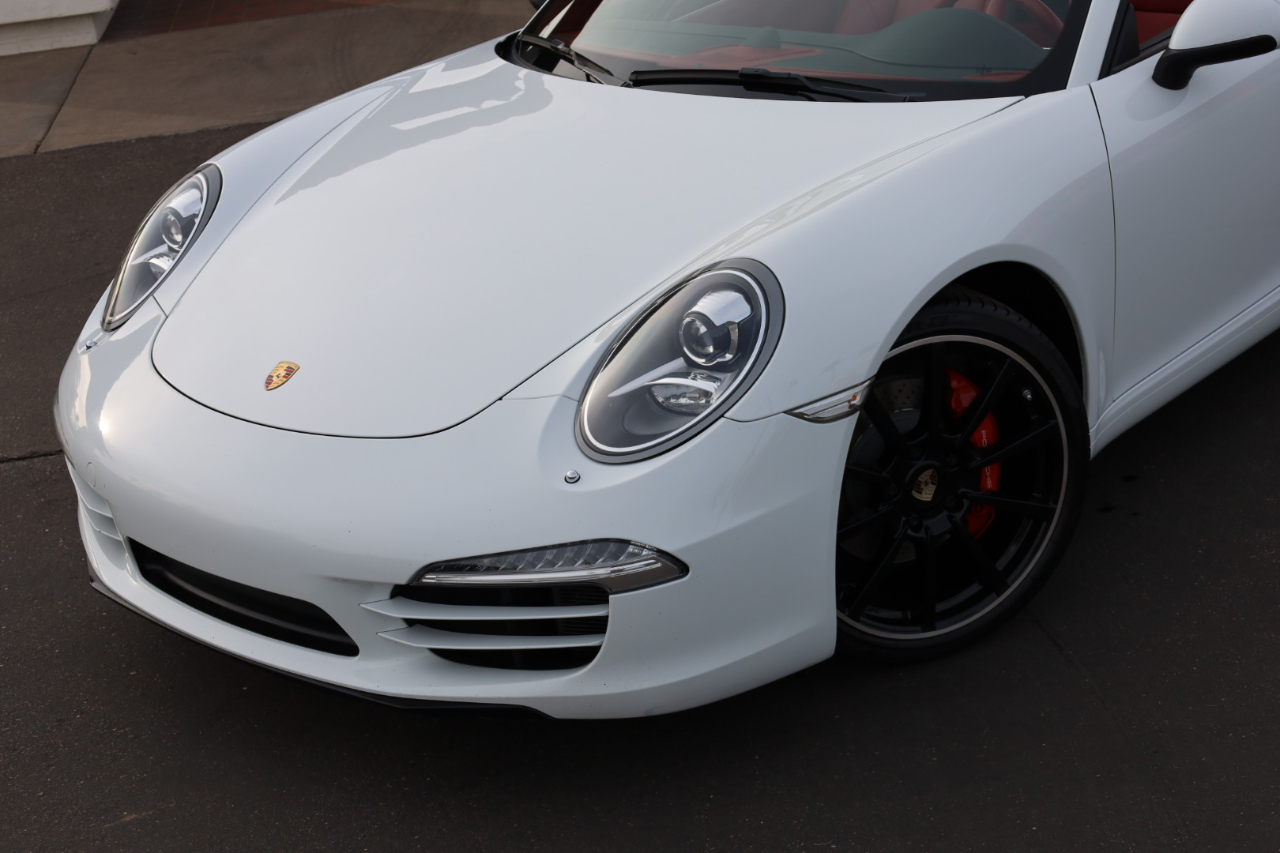 Porsche 911 Carrera S Cabriolet 2013