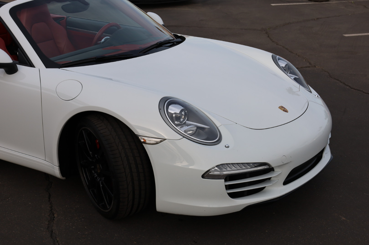 Porsche 911 Carrera S Cabriolet 2013